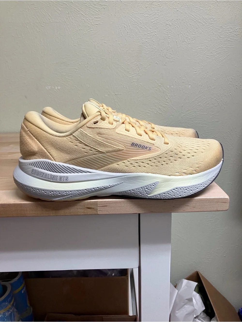 Brooks Women's Adrenaline GTS 24